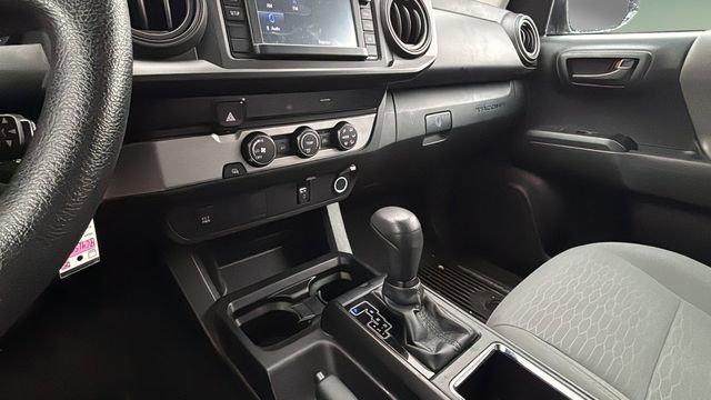 Used 2019 Toyota Tacoma SR image 13