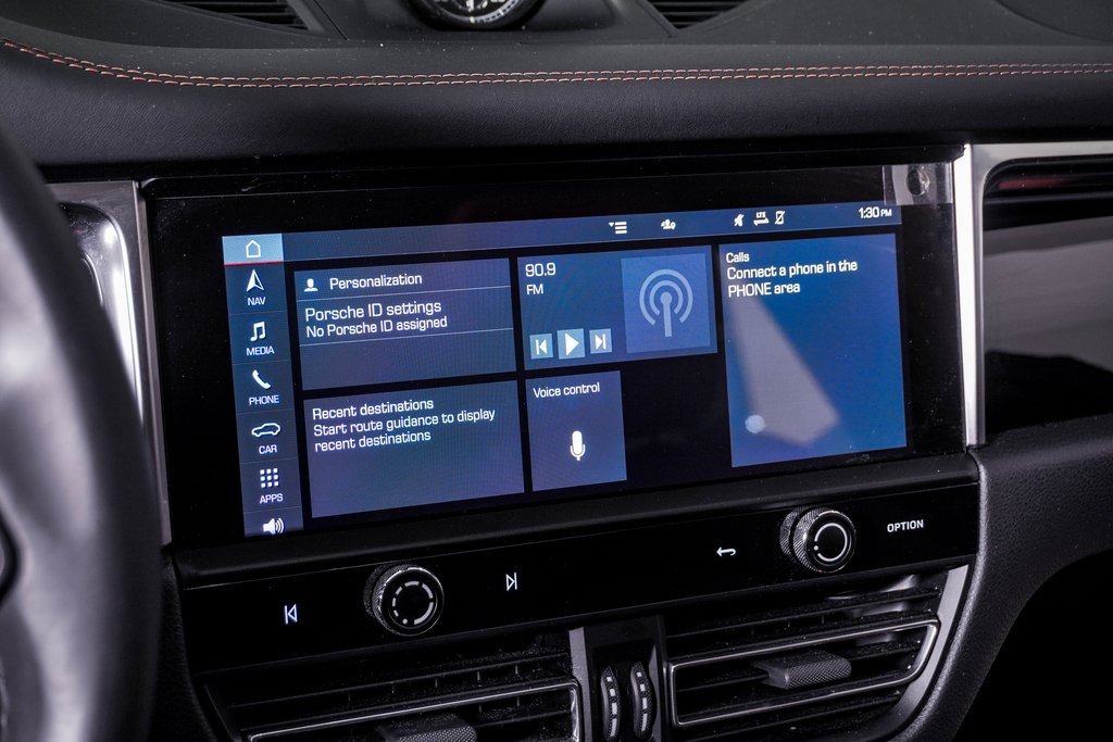 Certified 2023 Porsche Macan Turbo image 22