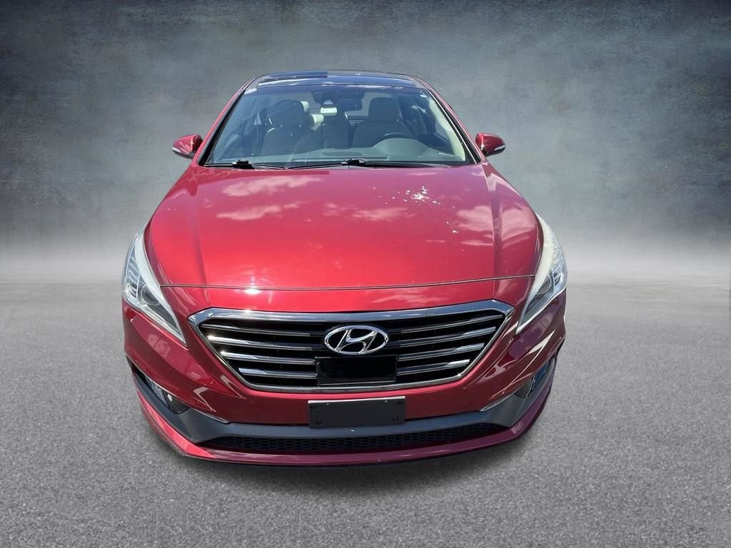 Used 2016 Hyundai Sonata Limited w/ Option Group 05 FWD image 2