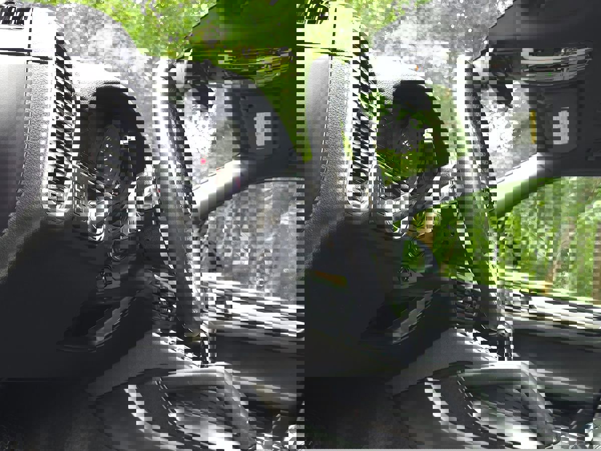 Used 2023 Porsche Cayenne Platinum Edition image 28