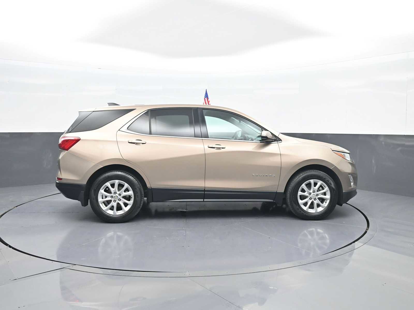 Used 2018 Chevrolet Equinox LT AWD/4WD image 9