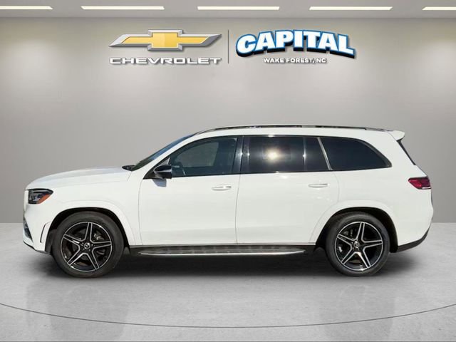 Used 2022 Mercedes-Benz GLS 450 4MATIC image 2