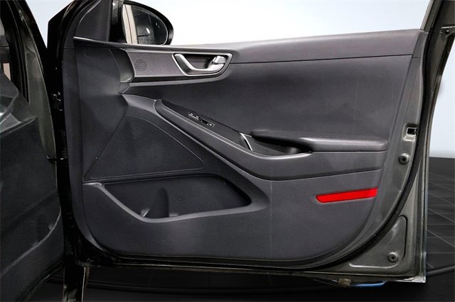 Used 2021 Hyundai Ioniq SEL image 21