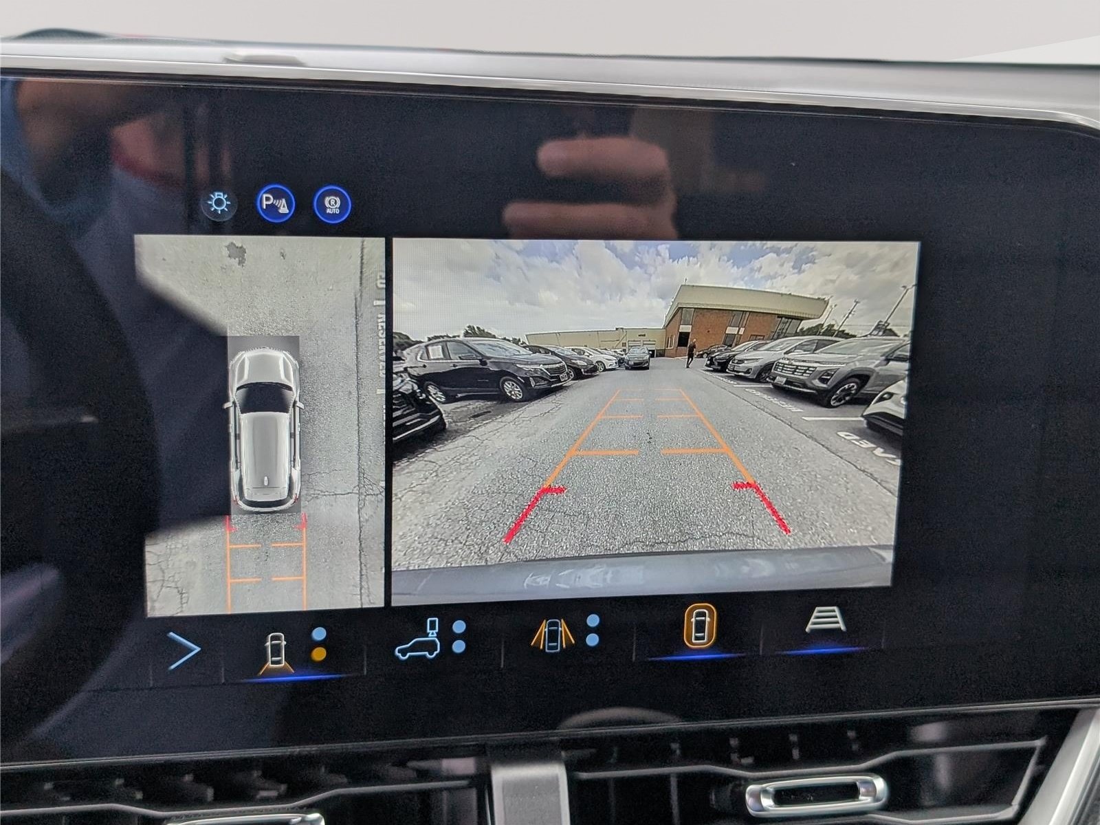 New 2027 Chevrolet Equinox LT w/ Convenience Package II AWD/4WD image 25