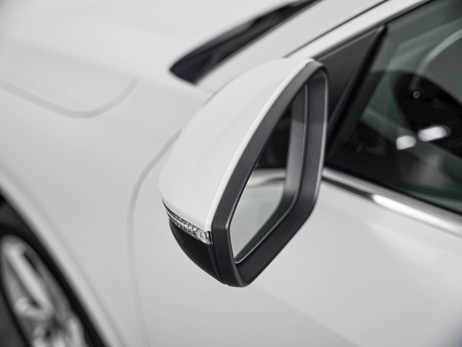 New 2026 Audi Q5 Premium Plus AWD/4WD image 25