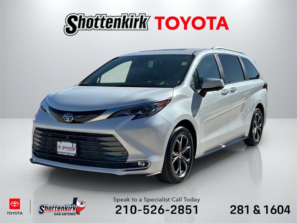 Used 2025 Toyota Sienna Platinum