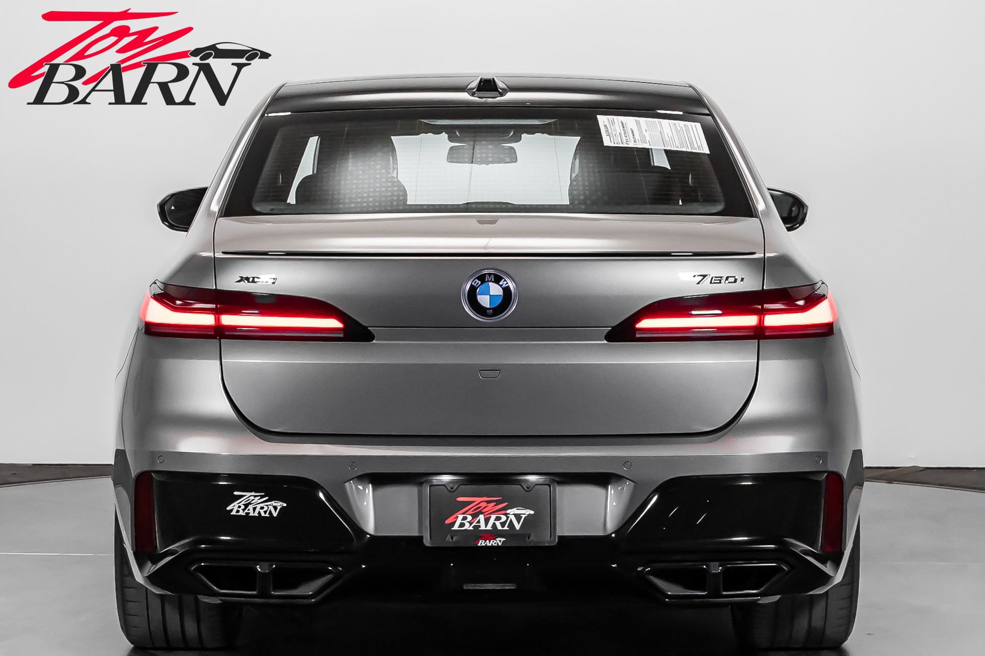 Used 2024 BMW 760i xDrive w/ Executive Package image 4