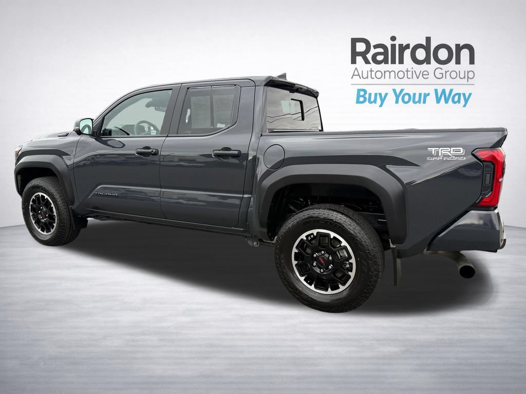 Used 2024 Toyota Tacoma TRD Sport AWD/4WD image 5