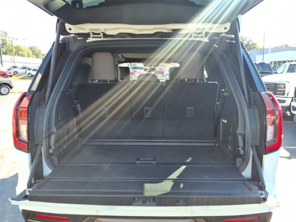 Used 2025 Ford Expedition King Ranch AWD/4WD image 32