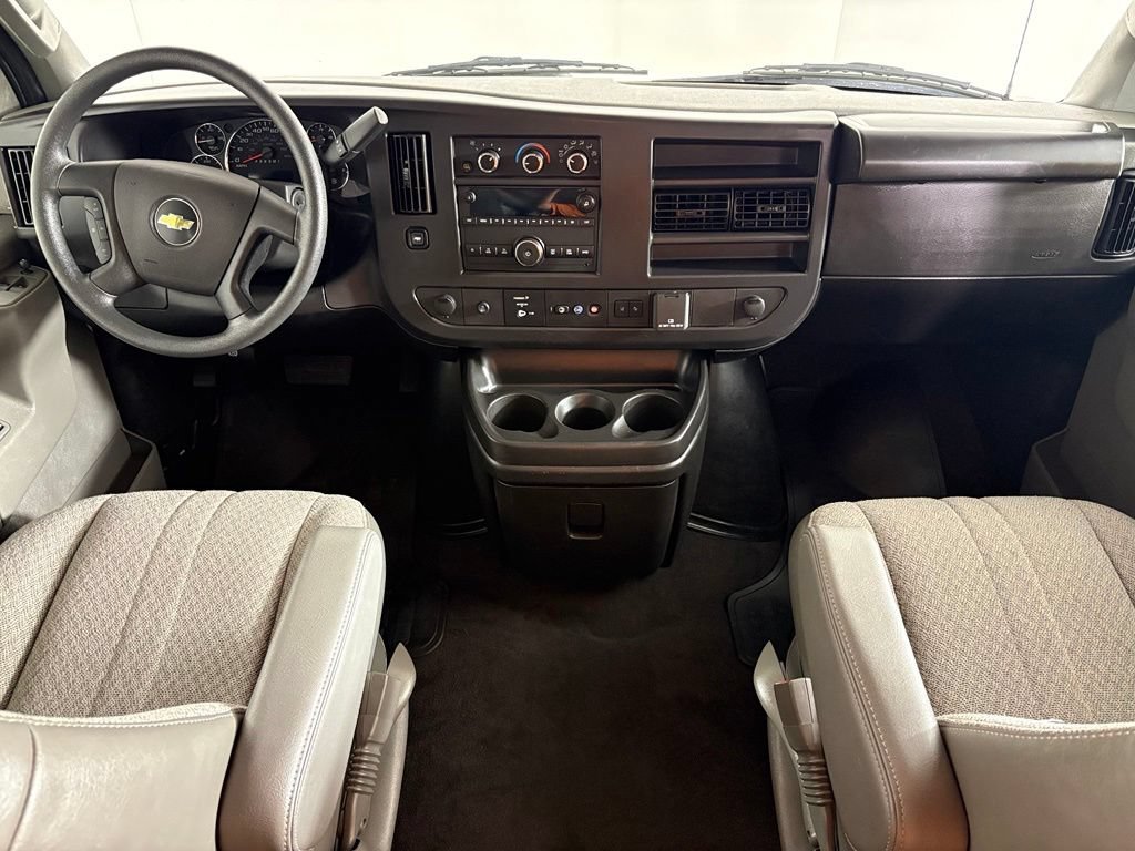 Used 2024 Chevrolet Express 3500 LT w/ LT Preferred Equipment Group RWD image 18