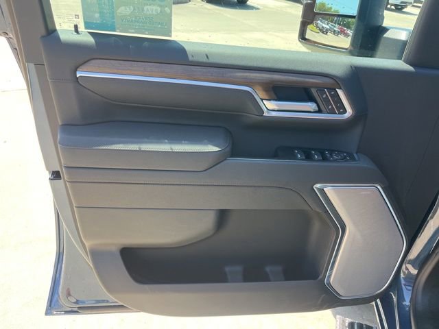 New 2026 Chevrolet Silverado 2500 High Country w/ Technology Package AWD/4WD image 16