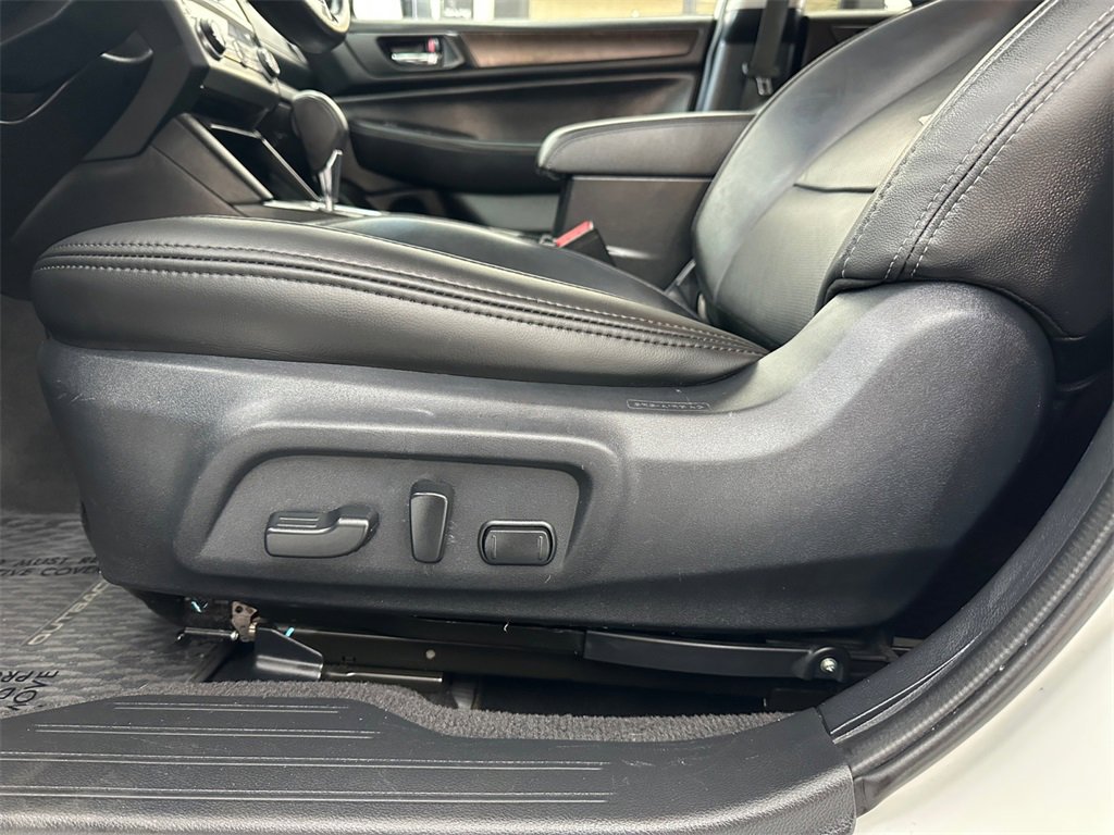 Used 2015 Subaru Outback 2.5i Limited image 39