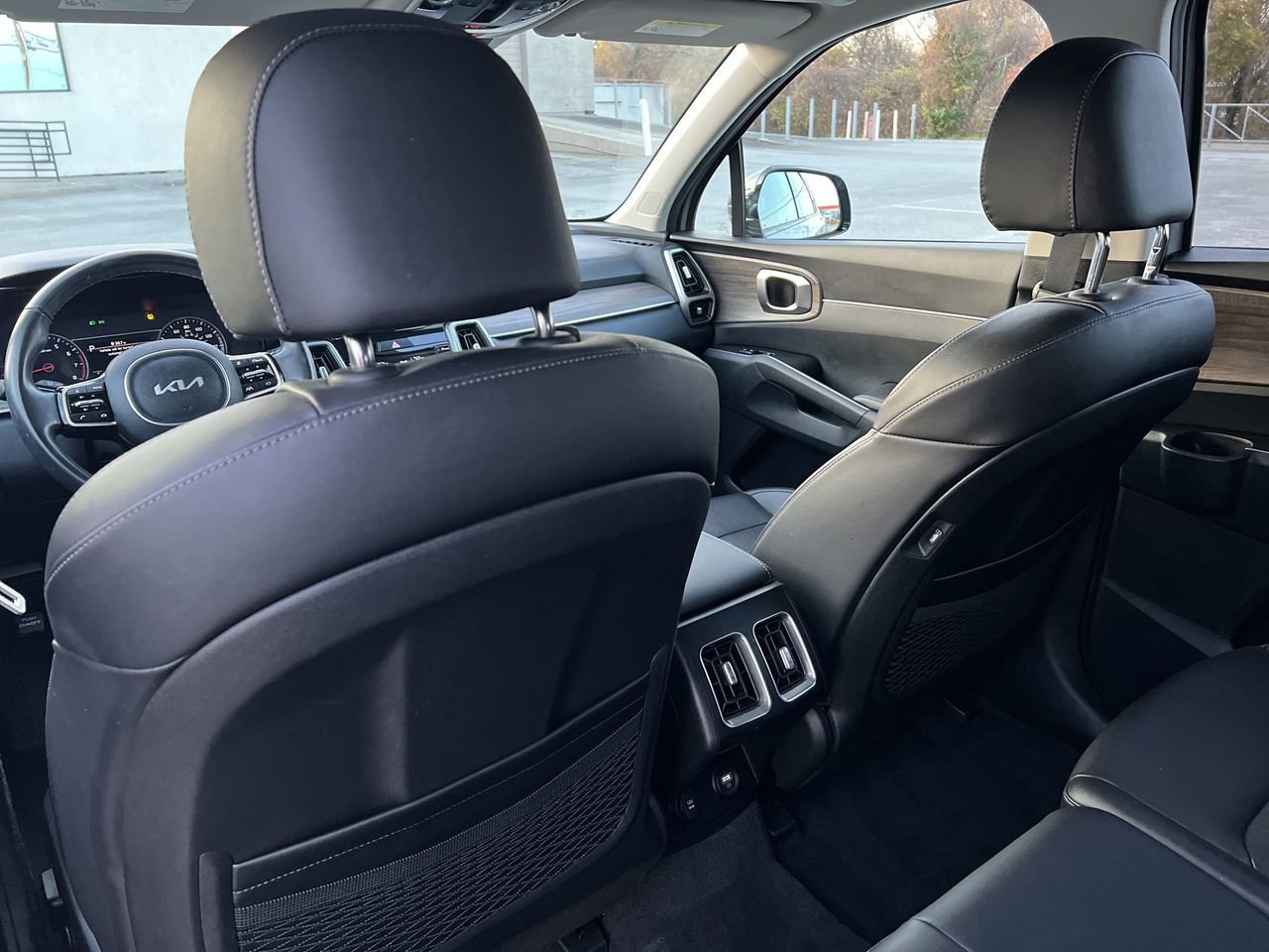 Used 2022 Kia Sorento S w/ Panoramic Sunroof Package image 24