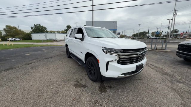 Used 2023 Chevrolet Tahoe LT w/ Luxury Package AWD/4WD image 2