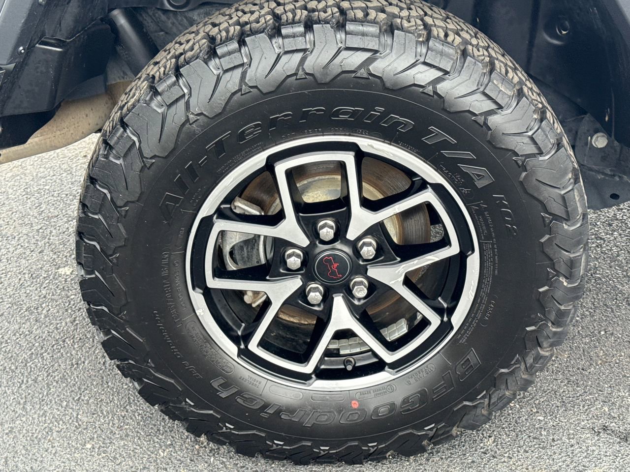 Certified 2024 Jeep Wrangler Unlimited Rubicon w/ Capability Package image 11