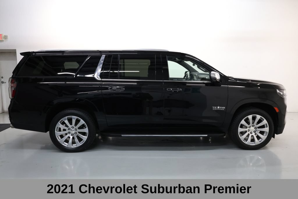 Used 2021 Chevrolet Suburban Premier w/ Premium Package RWD image 4