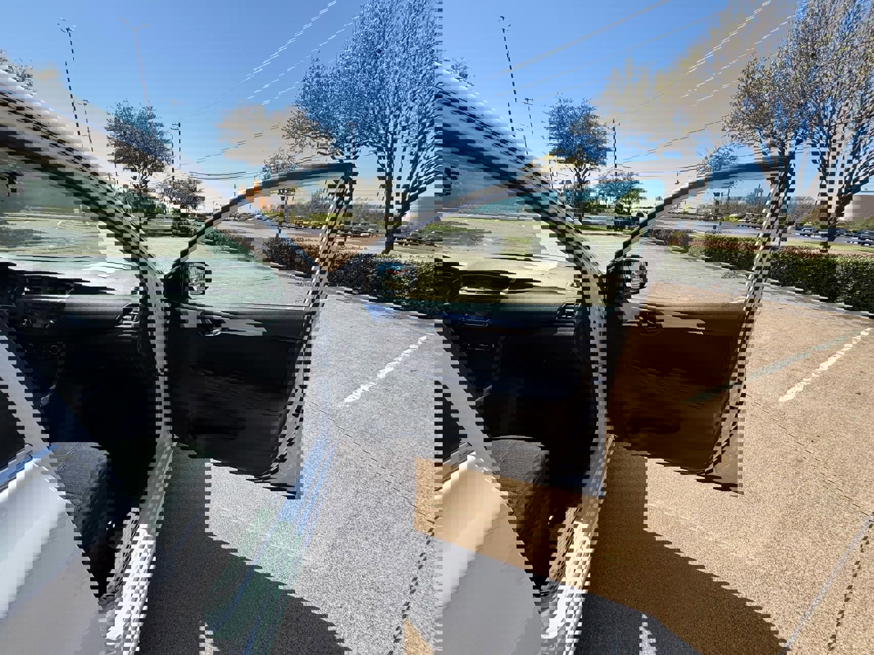 Used 2018 Nissan Sentra S image 17