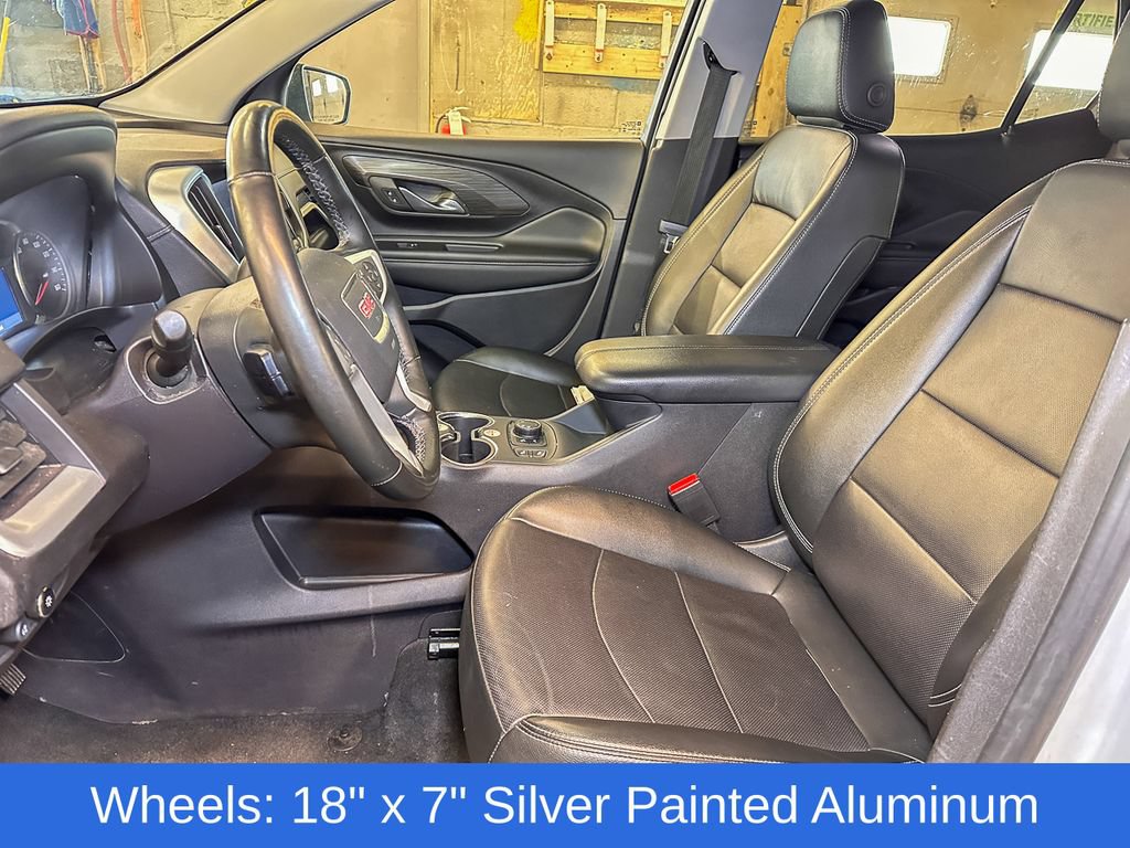 Used 2024 GMC Terrain SLT AWD/4WD image 11