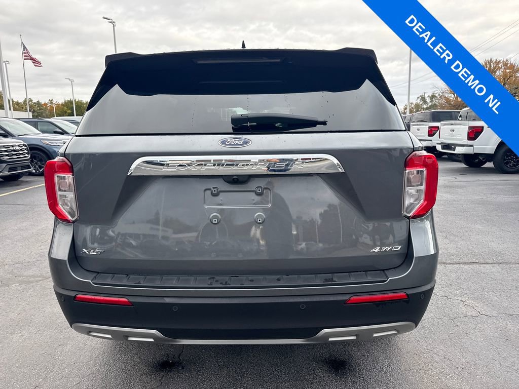 Used 2023 Ford Explorer XLT w/ Equipment Group 202A image 7