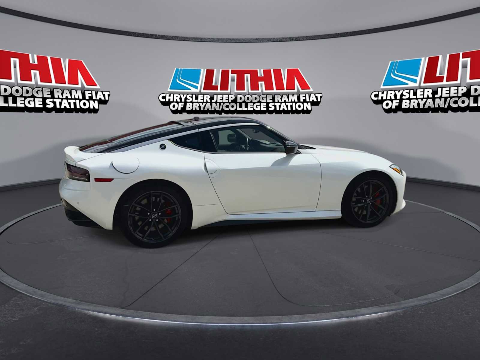 Used 2024 Nissan Z Performance w/ Floor Mat Package RWD image 8