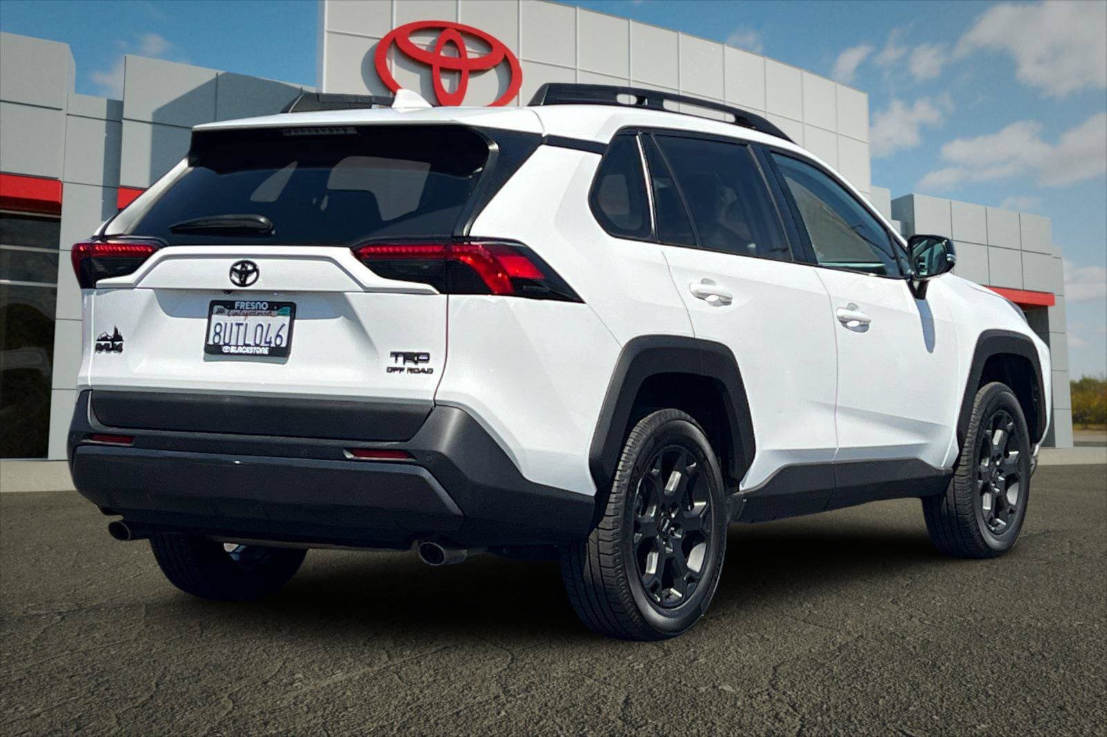 Certified 2021 Toyota RAV4 TRD Off-Road AWD/4WD image 3