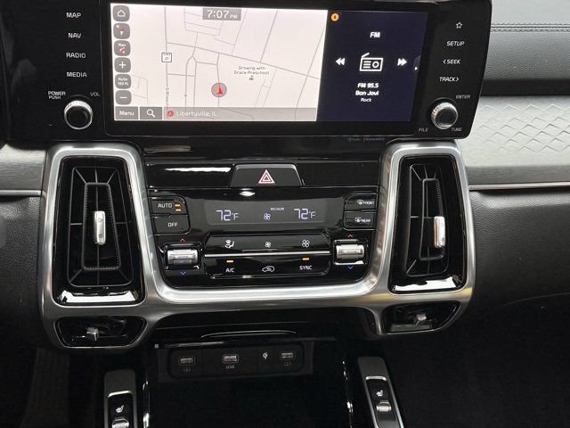 Used 2023 Kia Sorento SX AWD/4WD image 14