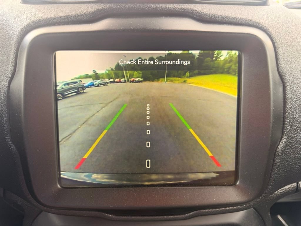 Used 2022 Jeep Renegade Limited AWD/4WD image 23