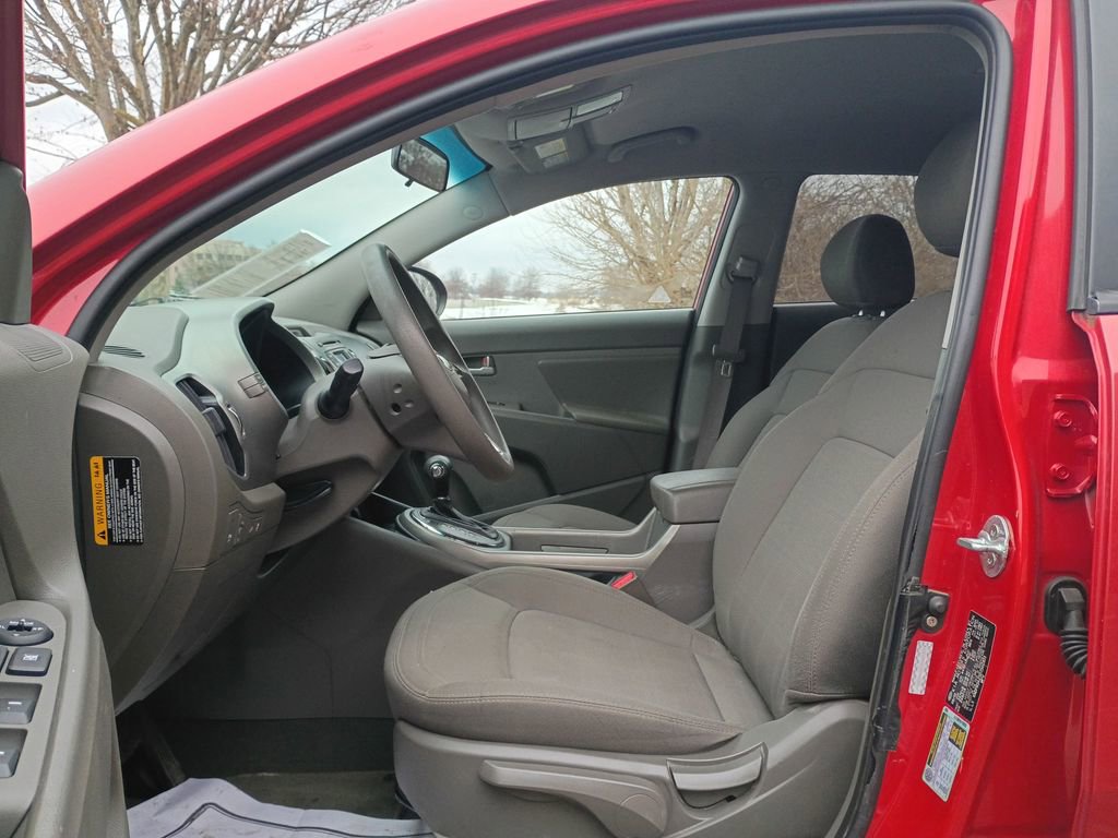 Used 2013 Kia Sportage LX w/ Convenience Pkg image 14