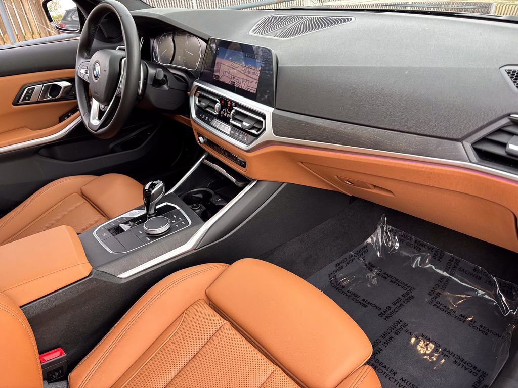 Certified 2022 BMW 330i xDrive Sedan w/ Driving Assistance Package AWD/4WD image 35