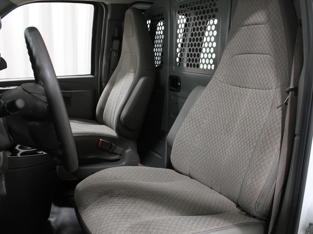 Used 2019 Chevrolet Express 2500 w/ Driver Convenience Package image 5