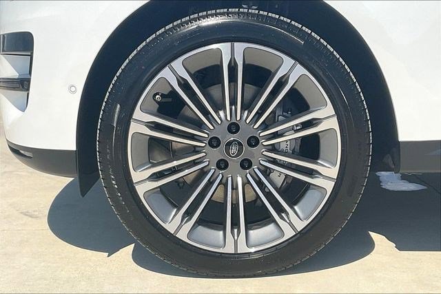 New 2025 Land Rover Range Rover Sport SE image 15