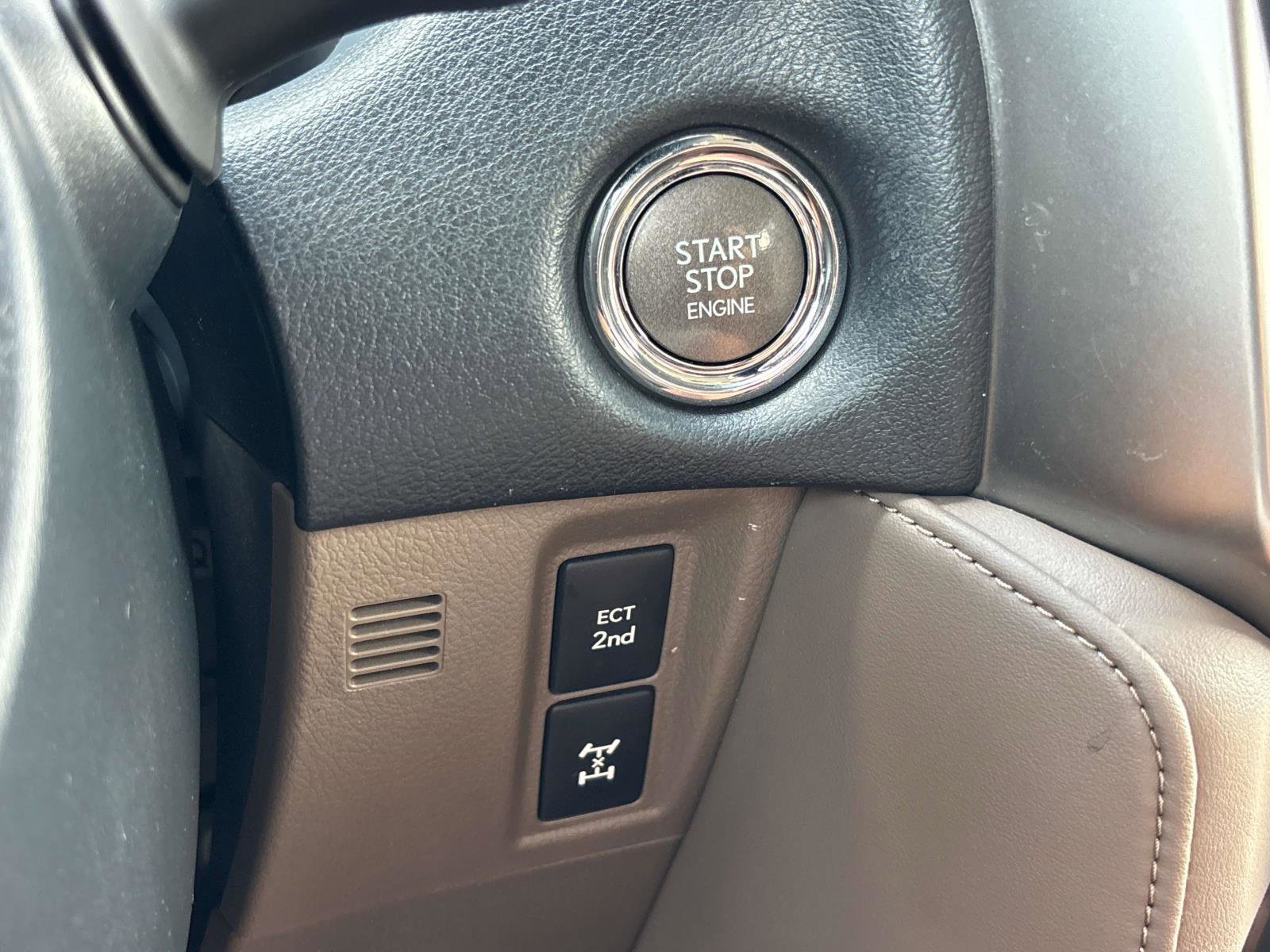 Used 2022 Lexus GX 460 Premium w/ Premium Package AWD/4WD image 27