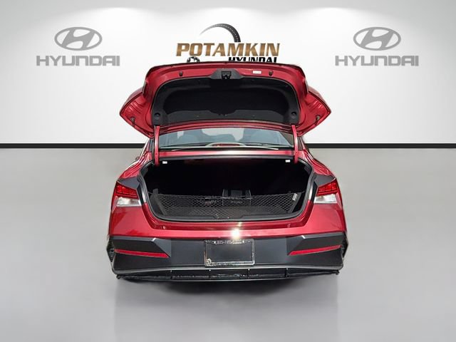 Certified 2025 Hyundai Elantra SEL FWD image 25