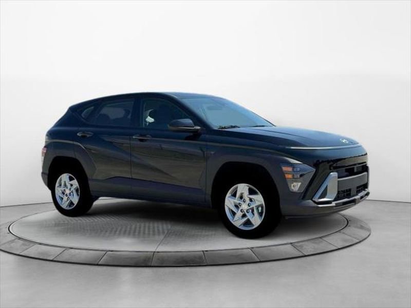 New 2026 Hyundai Kona SE image 10