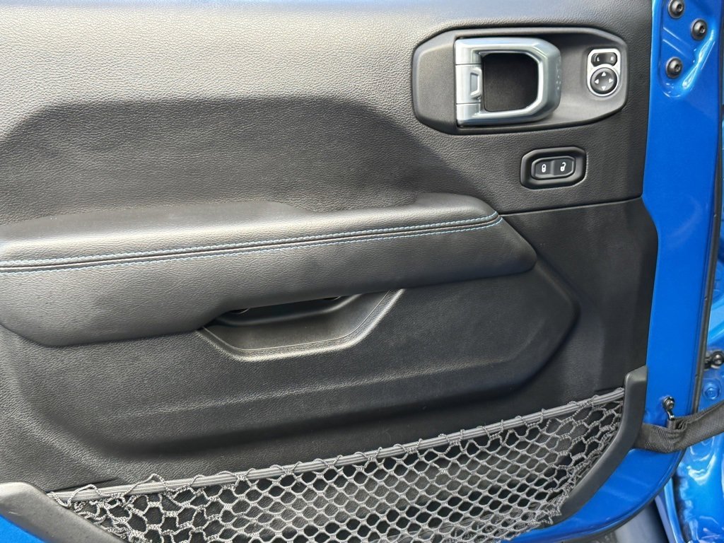 Used 2023 Jeep Wrangler Unlimited Rubicon 4xe image 12