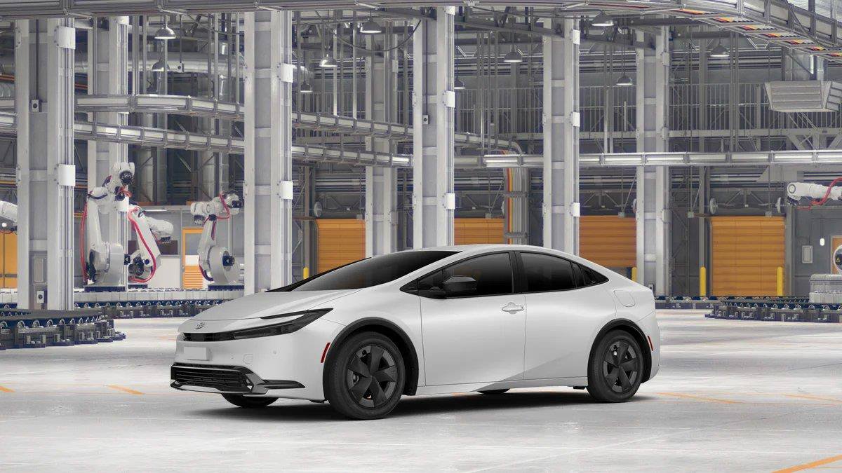 New 2027 Toyota Prius FWD image 3