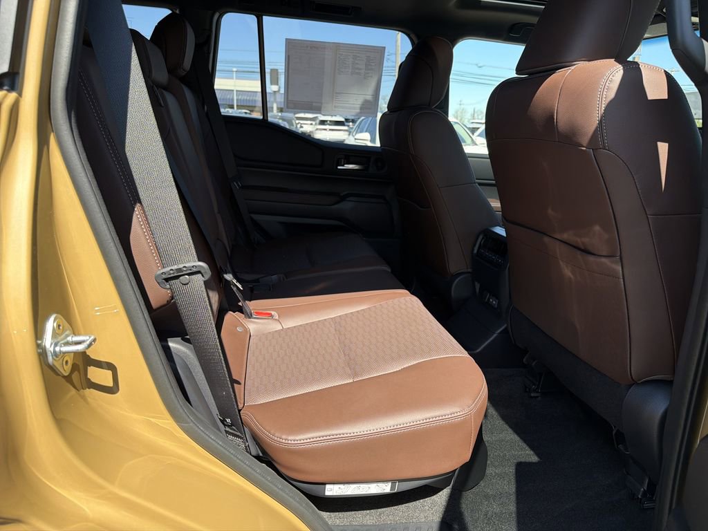 Used 2025 Toyota Land Cruiser w/ Premium Package image 20