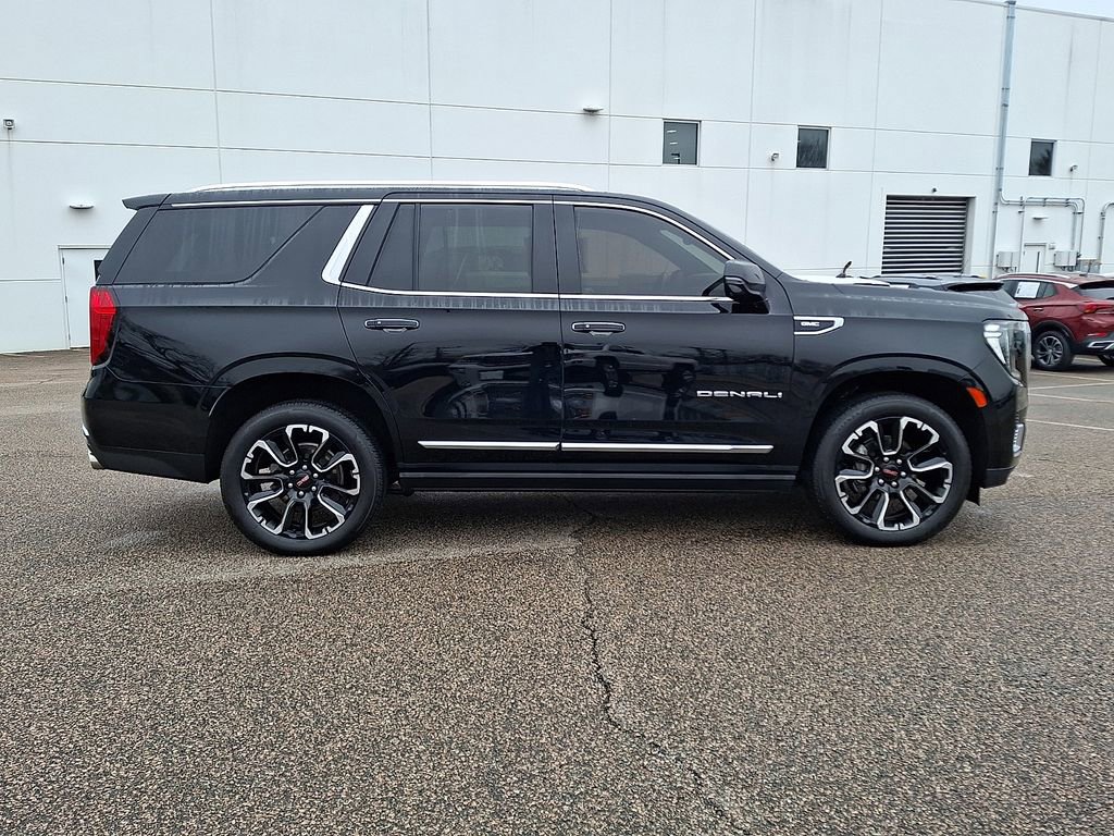Used 2023 GMC Yukon Denali image 10