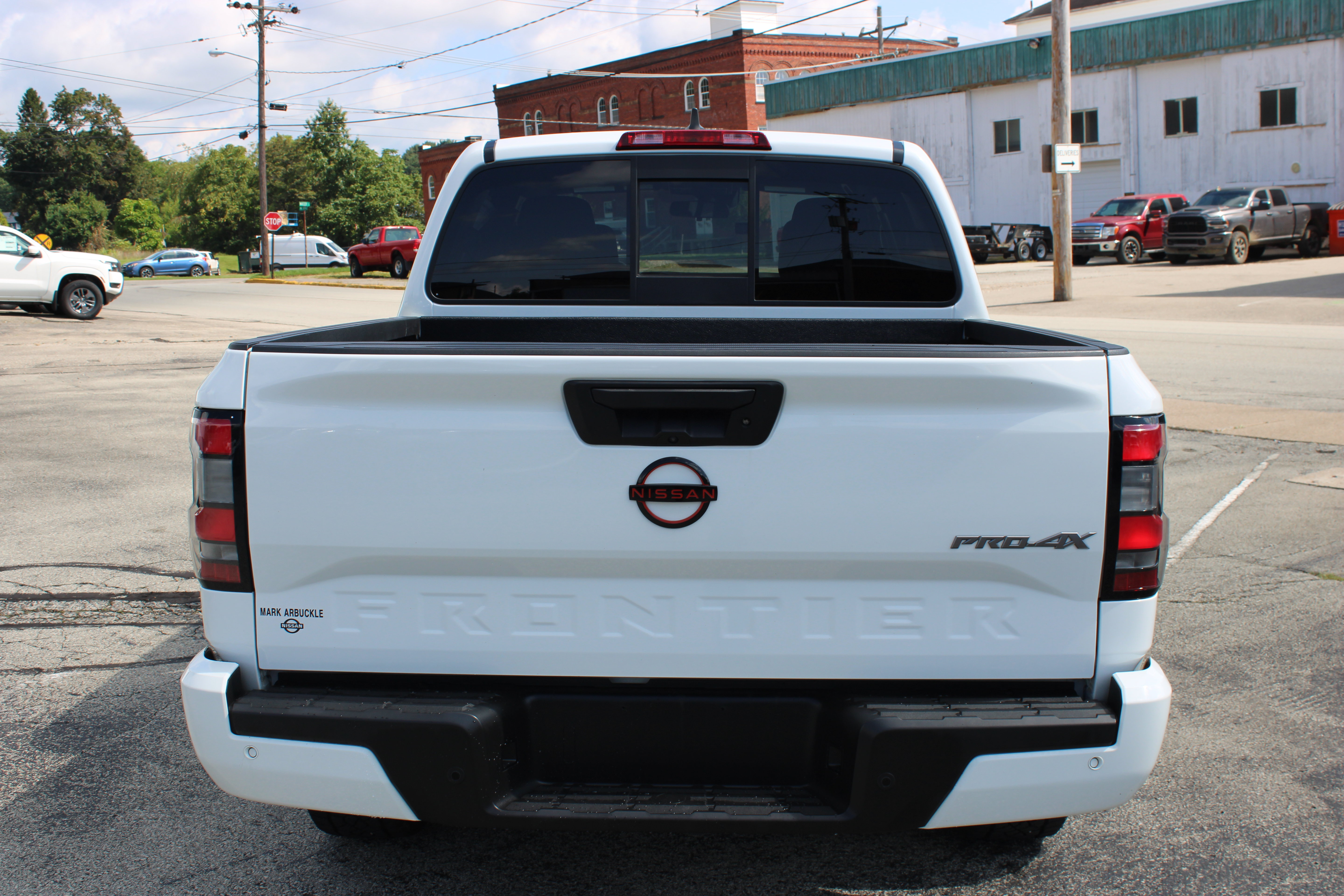 Certified 2022 Nissan Frontier PRO-4X w/ Technology Package AWD/4WD image 4