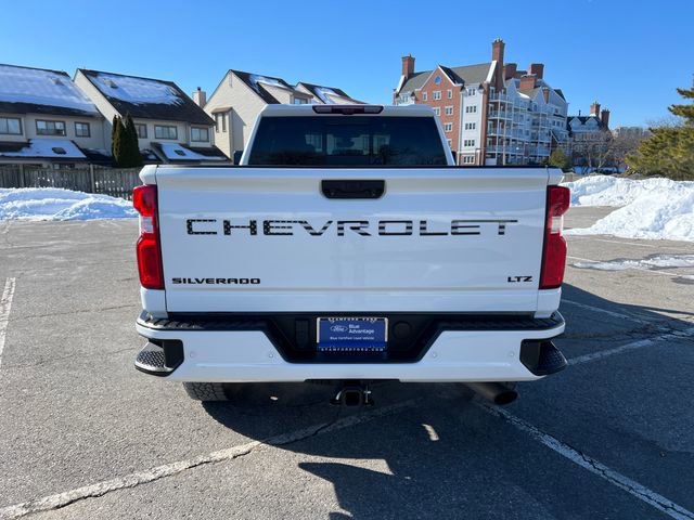 Used 2023 Chevrolet Silverado 2500 LTZ w/ LTZ Plus Package image 9