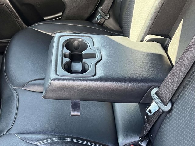 Used 2024 Jeep Compass Latitude image 11