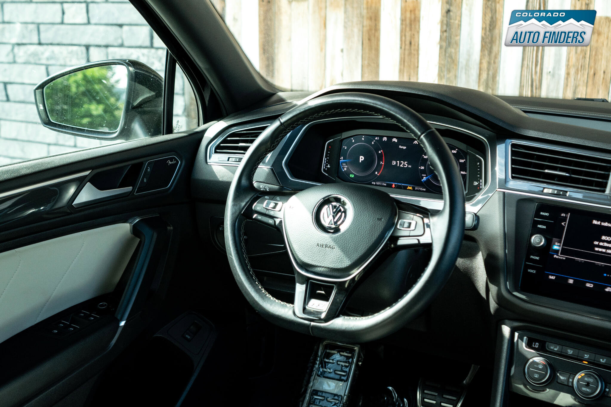 Used 2020 Volkswagen Tiguan SEL Premium R-Line image 18