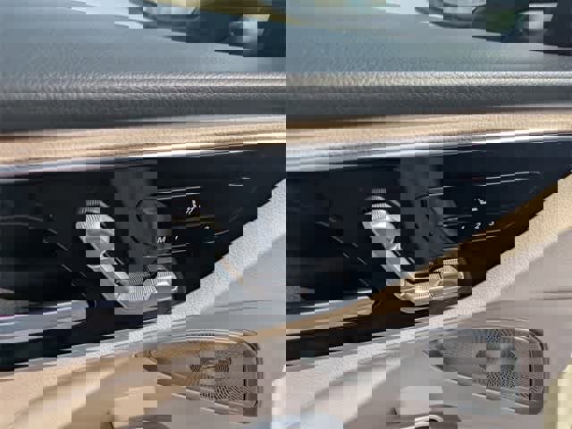 Used 2023 Mercedes-Benz C 300 4MATIC Sedan w/ Exclusive Trim Package image 16