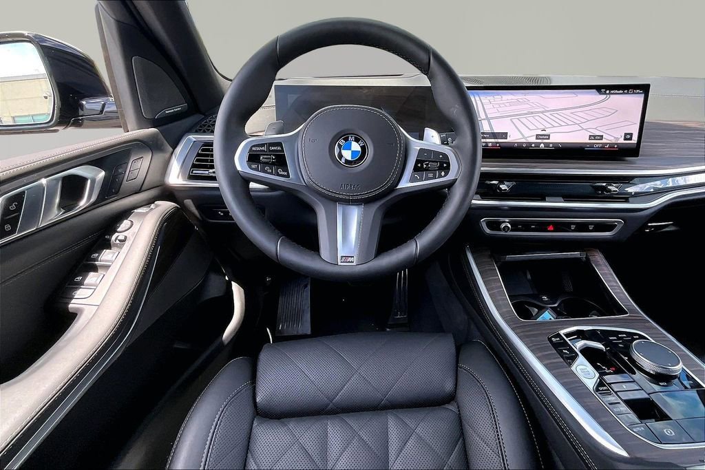 Used 2026 BMW X5 sDrive40i w/ M Sport Package RWD image 8