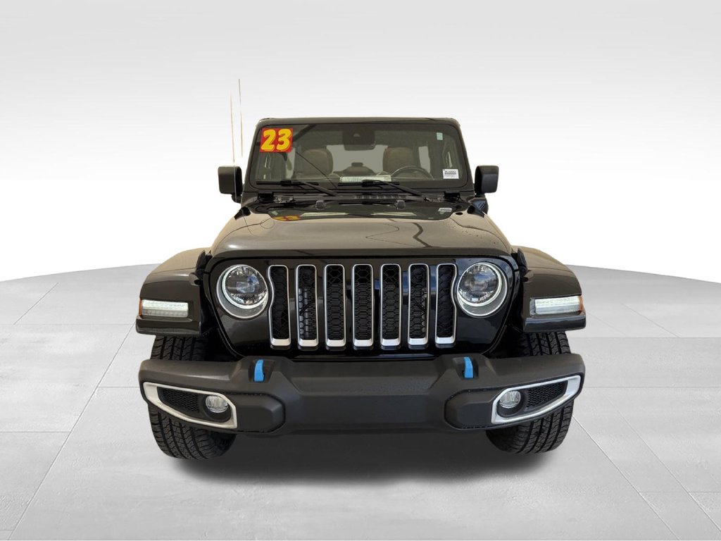 Used 2023 Jeep Wrangler Unlimited Sahara w/ Cold Weather Group AWD/4WD image 3