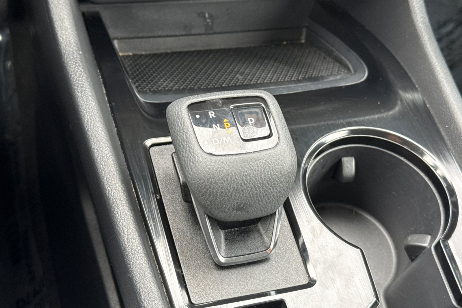 Certified 2024 Nissan Rogue SV FWD image 28