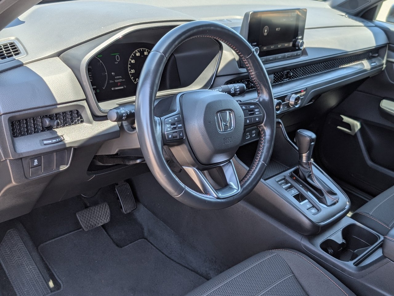Used 2023 Honda CR-V Sport image 14