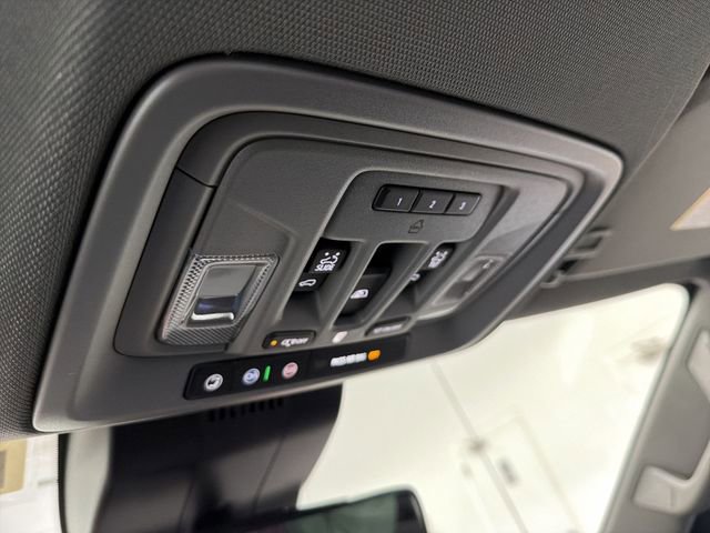 New 2026 GMC Sierra 1500 Elevation w/ Elevation Premium Package image 32