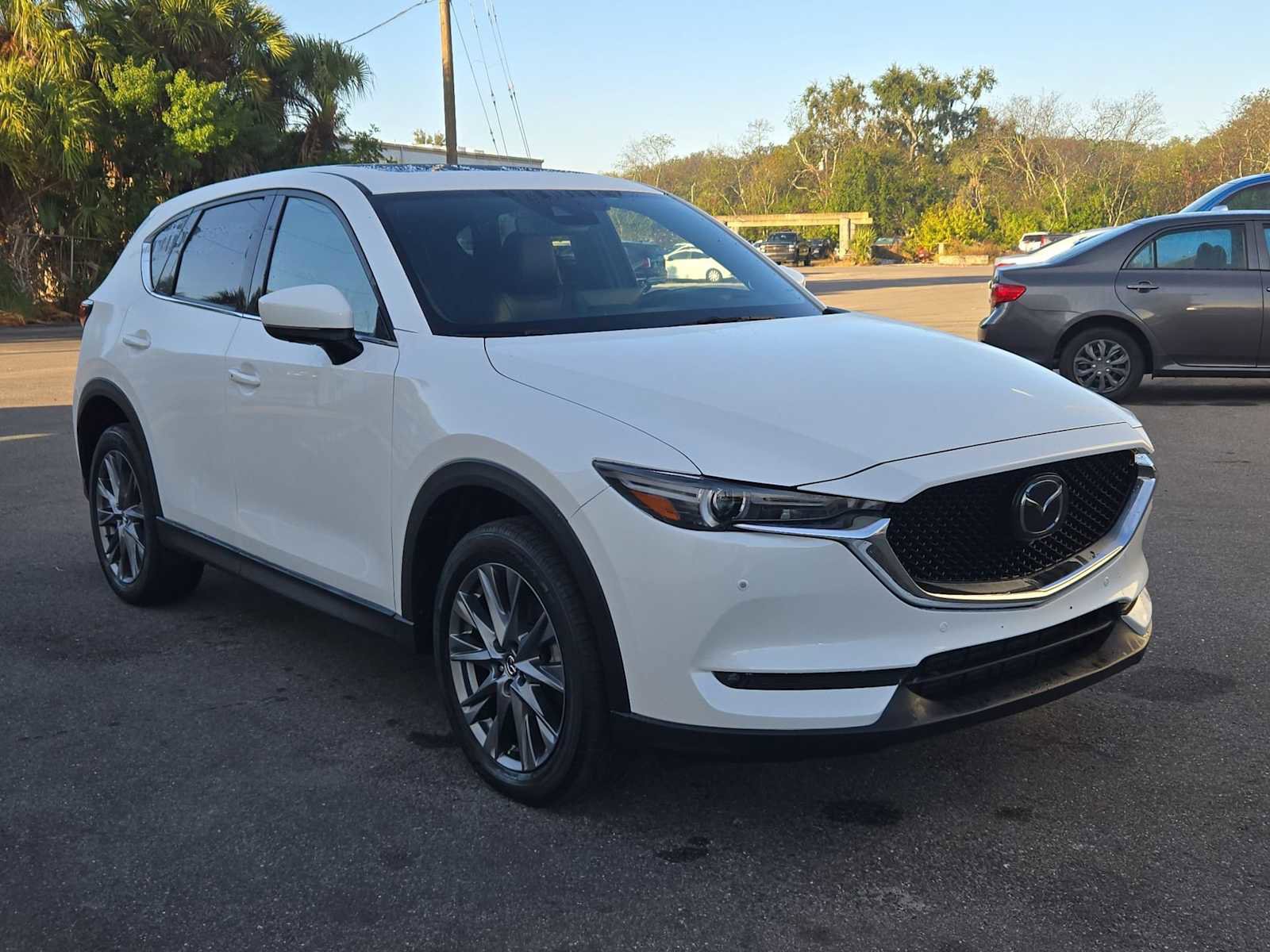 Used 2021 MAZDA CX-5 Signature image 16