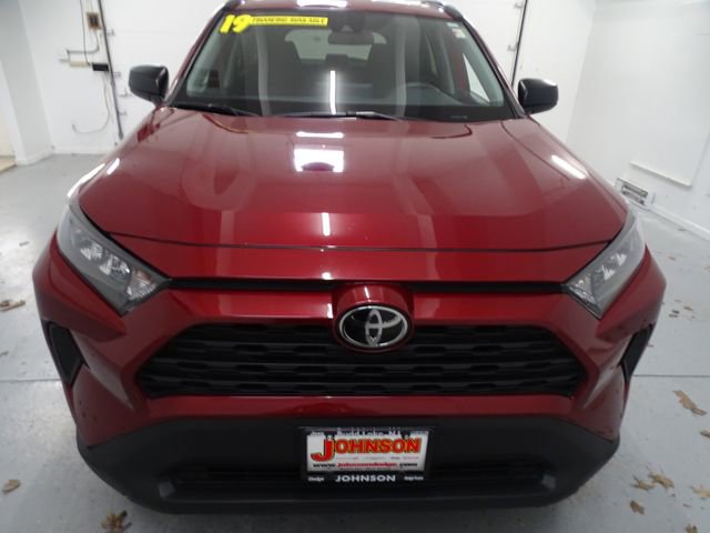 Used 2019 Toyota RAV4 LE FWD image 21